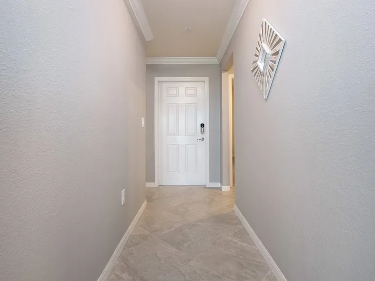 5548 Palmer Cir #102 — Photo 16