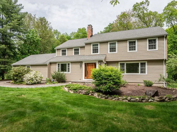 37 Rocklyn Drive, Simsbury, CT 06092