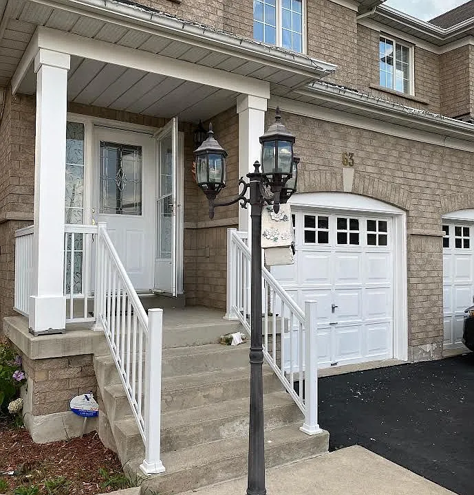 63 Rotunda St