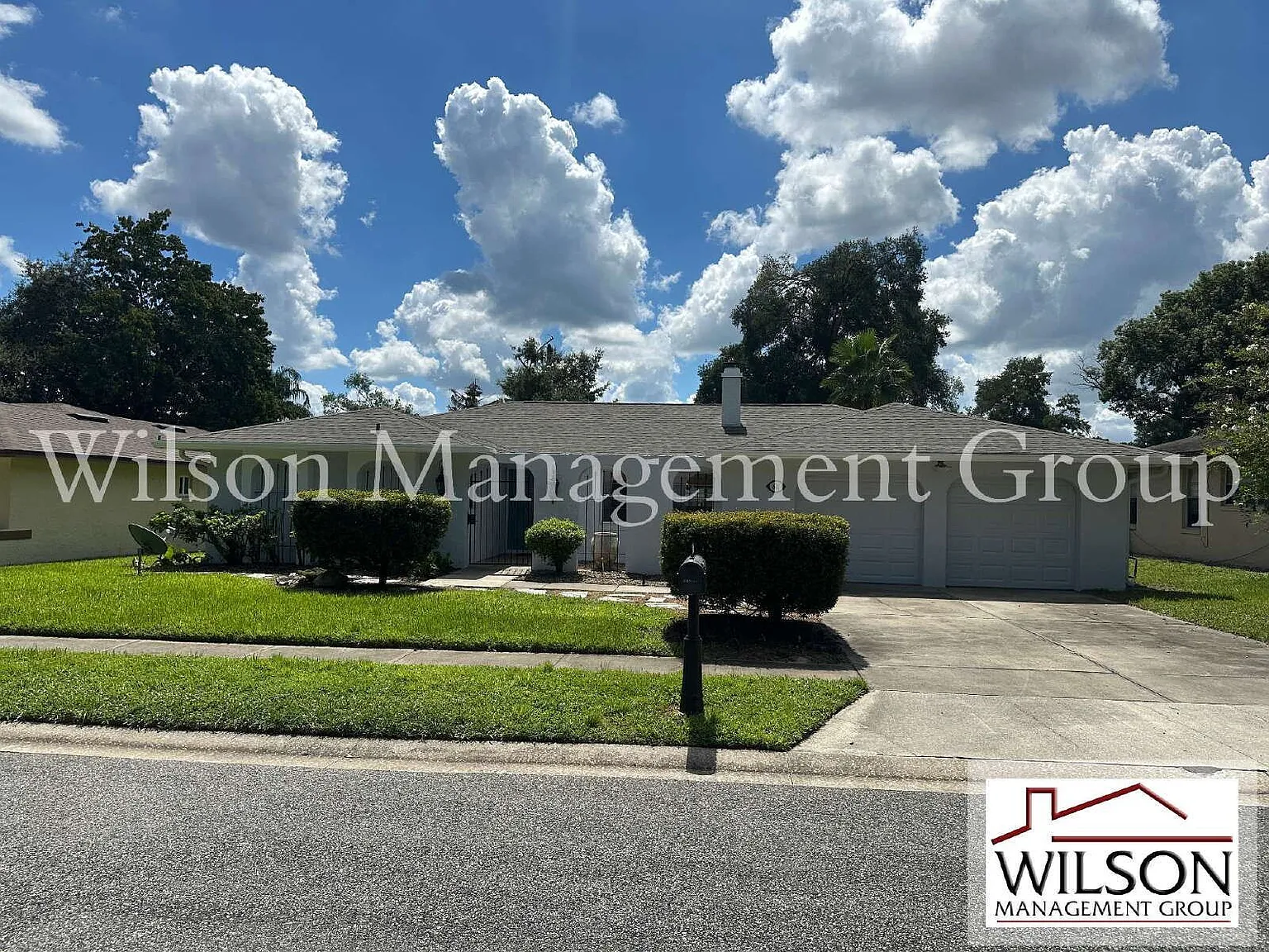 4 bed, 2.0 bath, 1957 sqft, $2,495 — Photo 1