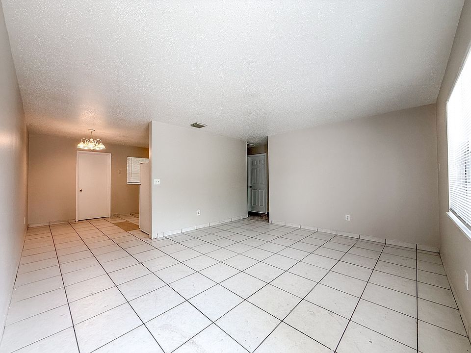 1st image of 1264 Melaleuca Ave