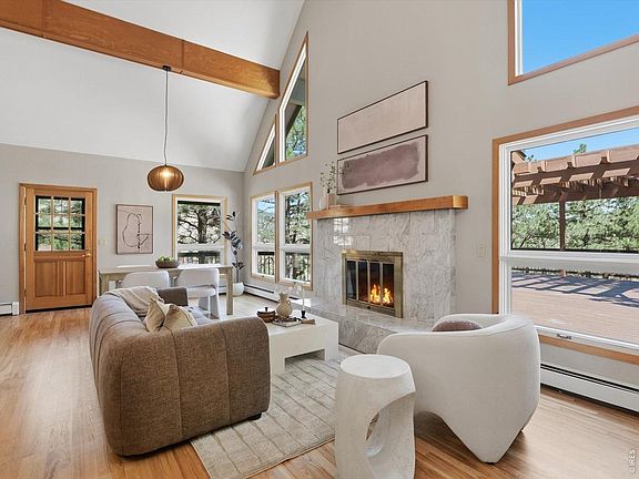 3rd image of 36 Ridge Dr
