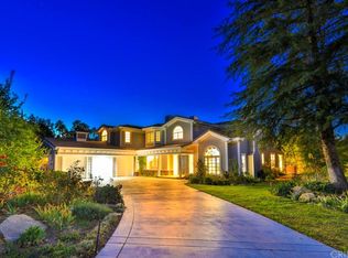 9439 Oak Leaf Dr, Chatsworth, CA 91311
