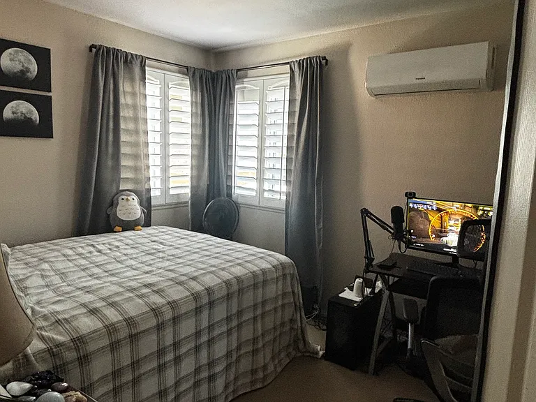 25 Santa Monica St — Photo 9
