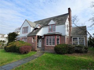 91 Cliff St, Naugatuck, CT 06770