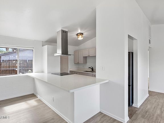 3rd image of 3843 W RUTH Avenue
