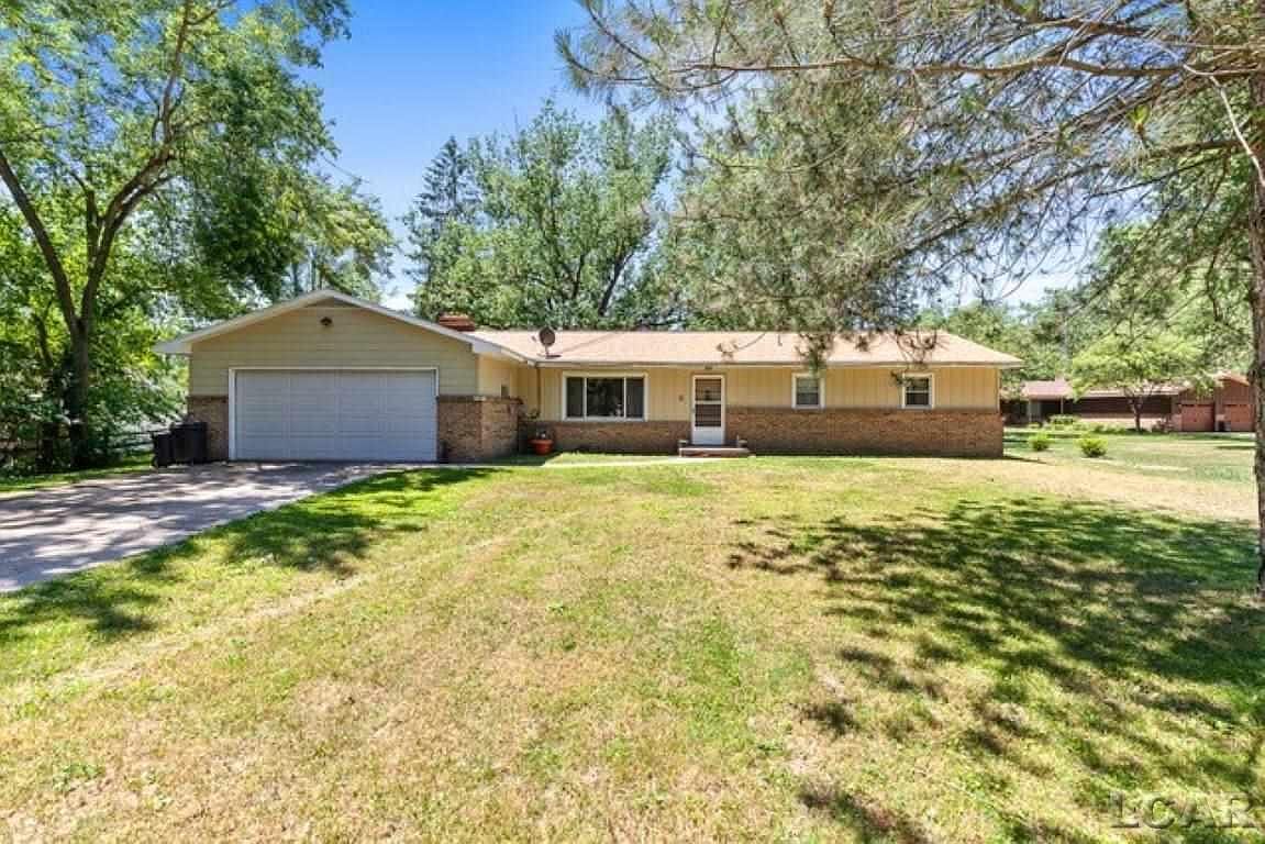 8413 Summerfield Rd, Lambertville, MI 48144 Zillow