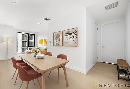 554 W 46th St #348 Photo 1