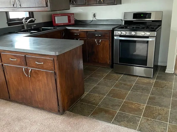 9417 W Adler St, Milwaukee, WI 53214