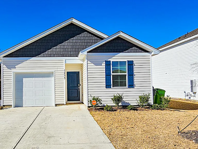 1253 Mosser Dr — Photo 1