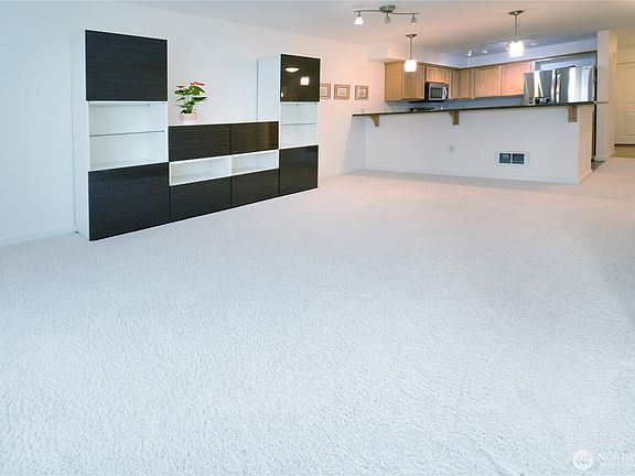 4th image of 12534 15th Avenue NE #12