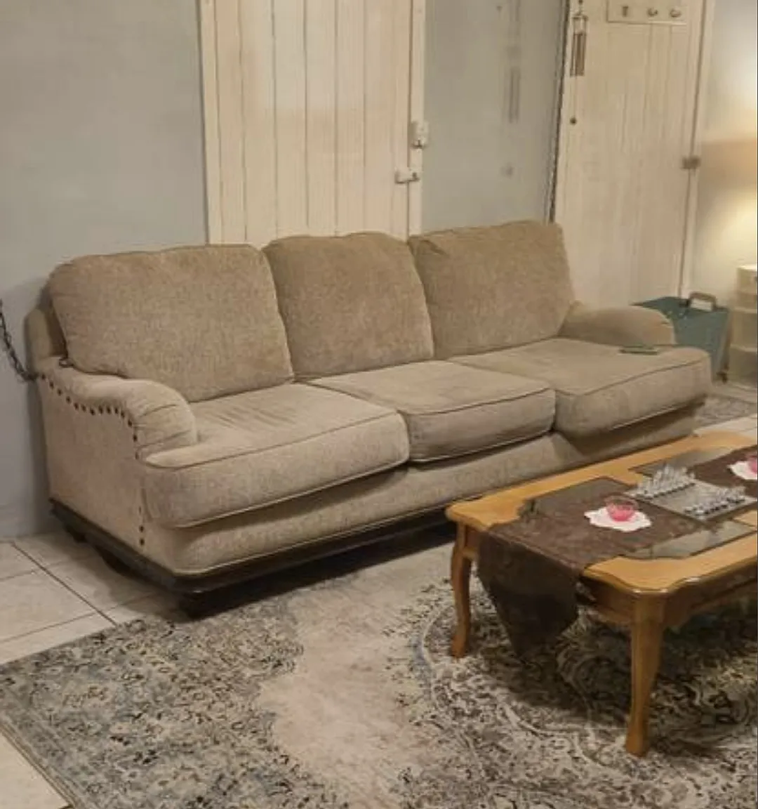 4 bed, 1777 sqft, $1,000 — Photo 1