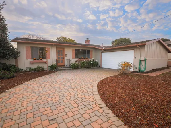 1194 Prospect St, Seaside, CA 93955