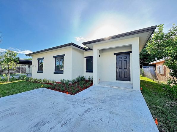 1005 SW 25th Ave