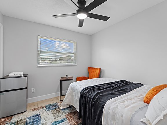 4th image of 4880 Key Largo Dr W #5