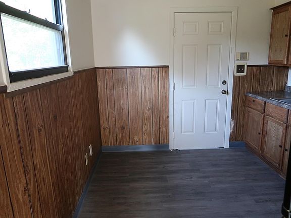 4th image of 3000 Azelda St