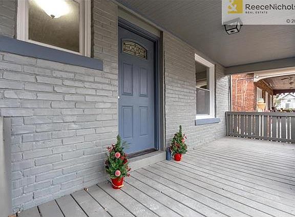 3rd image of 3931 Charlotte St