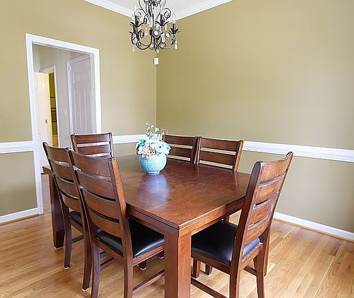 Formal dining room