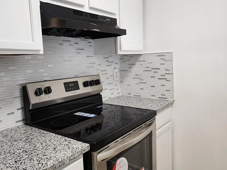1040 Old Holcomb Bridge Rd — Photo 19