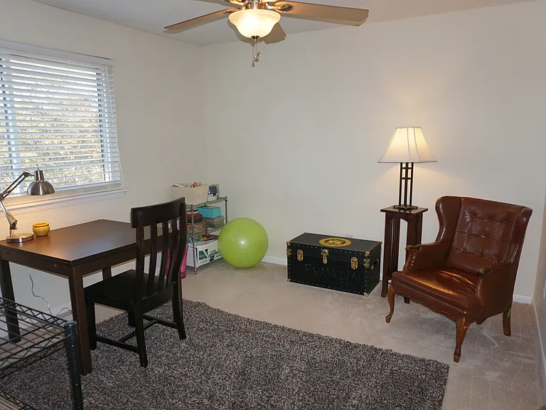 2312 Kingbird Ln — Photo 10