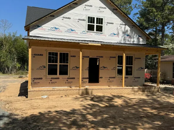 460 N May Street, Southern Pines, NC 28387