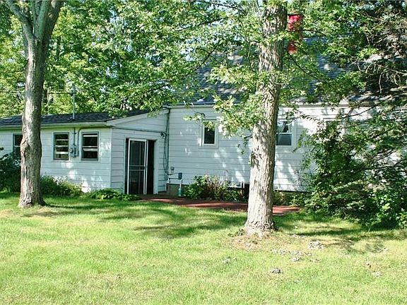 5th image of 3331 Warner Dr