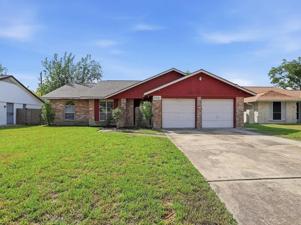 7031 Log Hollow Dr, Houston, TX 77040