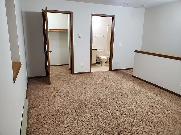 Orchard Village Apartments — Photo 242