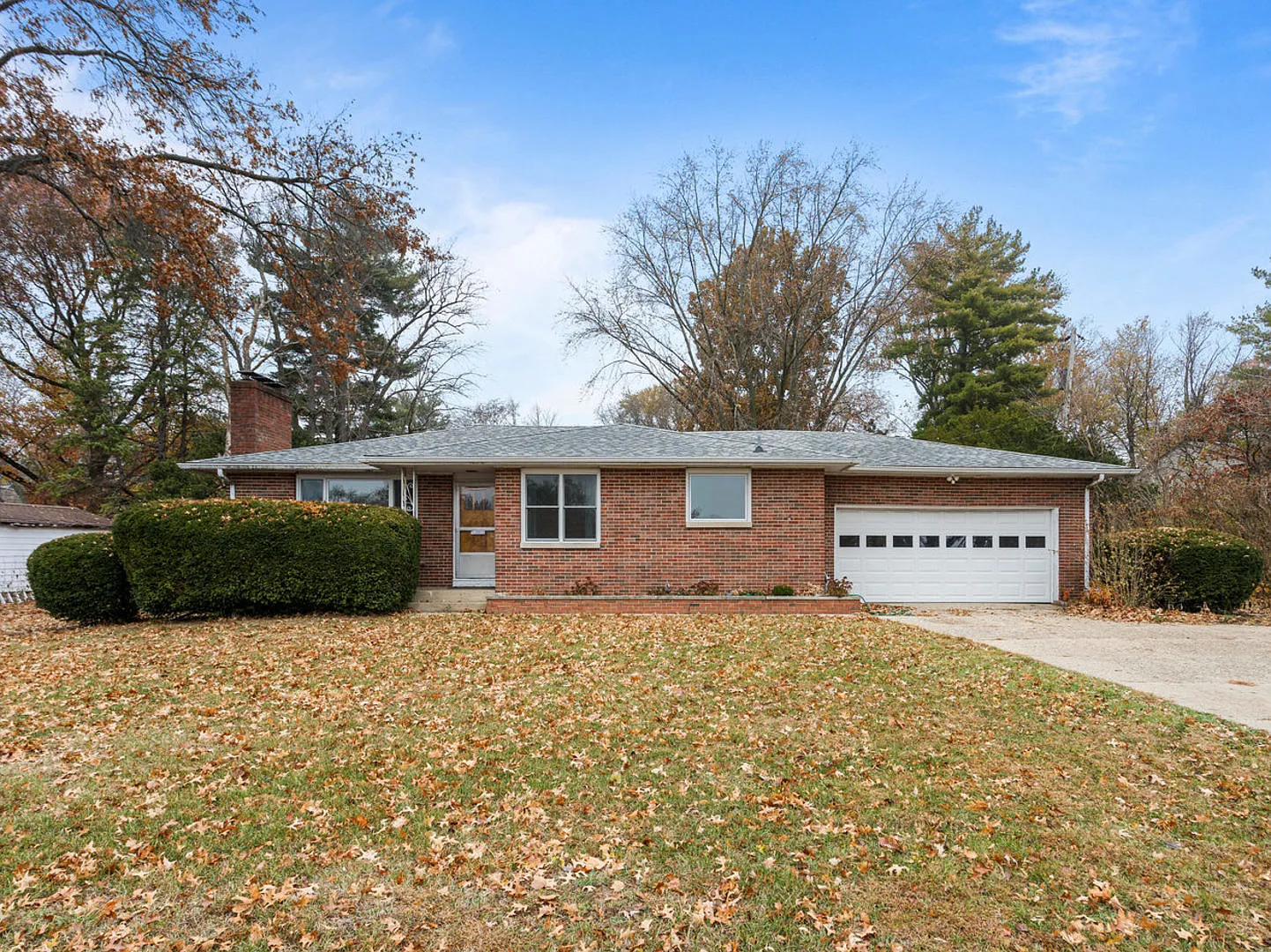 904 W Kirby Ave photo 1