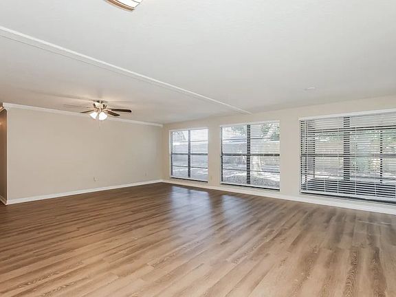 2nd image of 6803 Eden Ln
