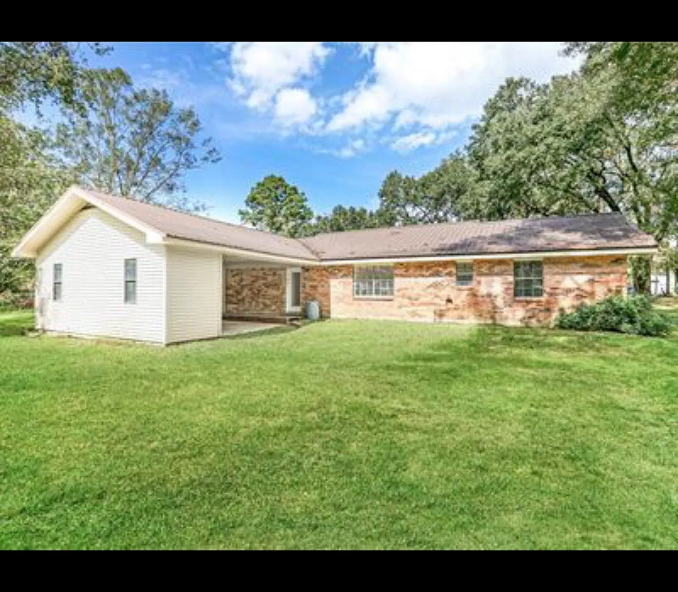 4 bed, 1925 sqft, $1,900 — Photo 2