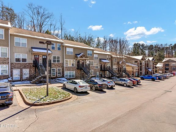 2nd image of 3918 Cherokee Woods Way APT 103