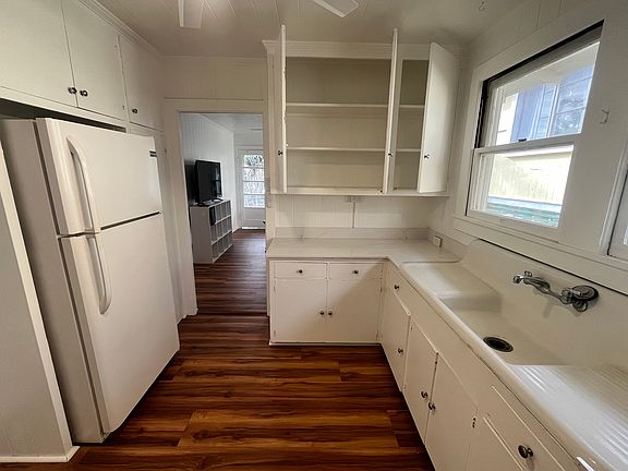 4th image of 3409 Wela St APT B