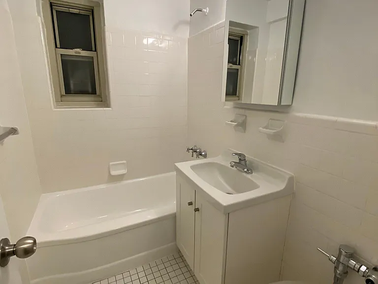 8222 134th St #D4D — Photo 8