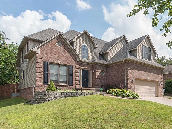 2nd image of 525 Forest Hill Dr