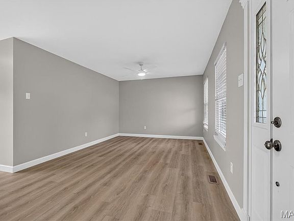 4th image of 3404 Taylor Ave