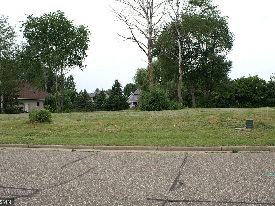 2nd image of 1401 Creekwood Dr