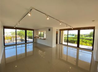 801 N Venetian Dr #202, Miami, FL 33131