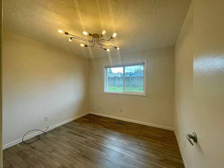12956 SE 126th Ave — Photo 23