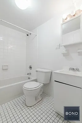 Rented by Bond New York | media 3
