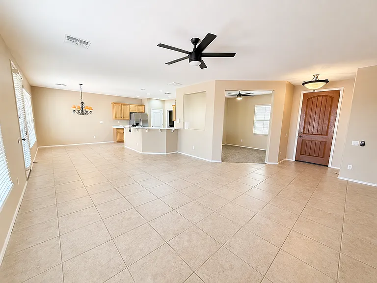 12910 W Junipero Dr — Photo 3