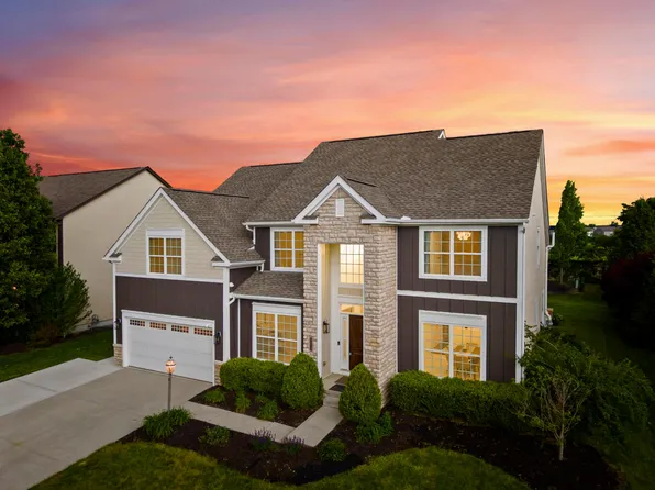 3930 Hickory Rock Dr, Powell, OH 43065