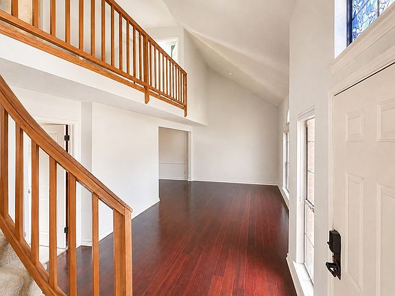 5th image of 514 Rainier St