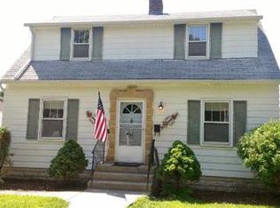 1276 6th St E, Saint Paul, MN 55106