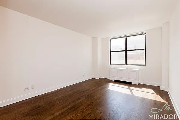 Rented by Mirador Real Estate | media 32