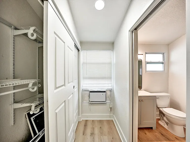 1411 SW 3rd St #2 — Photo 21