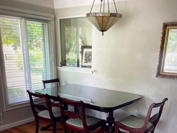5th image of 1820 Avondale Ave