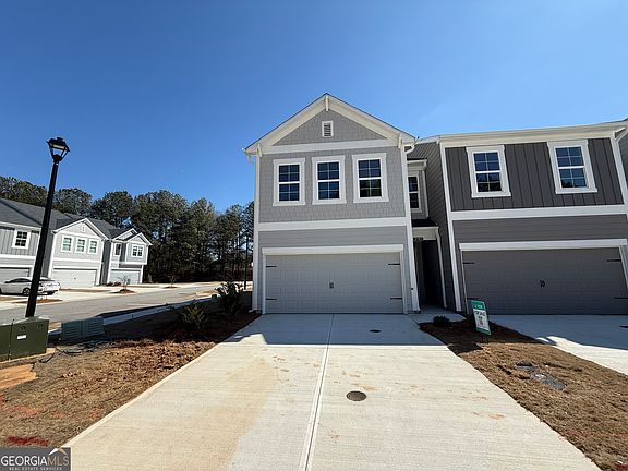 3rd image of 5151 Longview Run