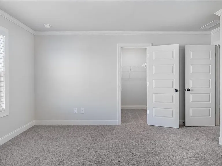 448 Banff Dr — Photo 18