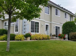 2376 Harvest Way, Chanhassen, MN 55317